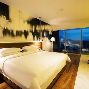 Krystal Urban Hotel Guadalajara